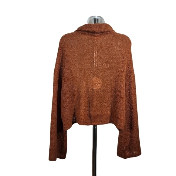 HAUTE CURVE COWL NECK SWEATER - Picture 2 of 9